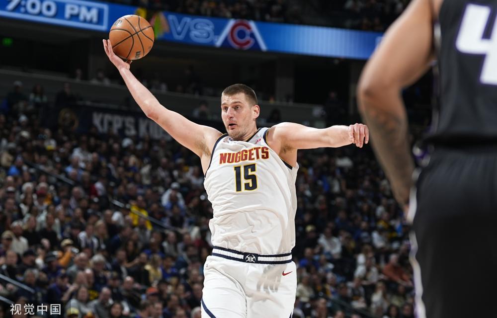 以往截然不 以往截然不