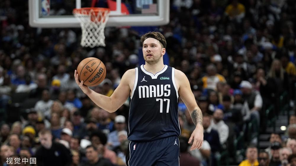 社采访时她 社采访时她